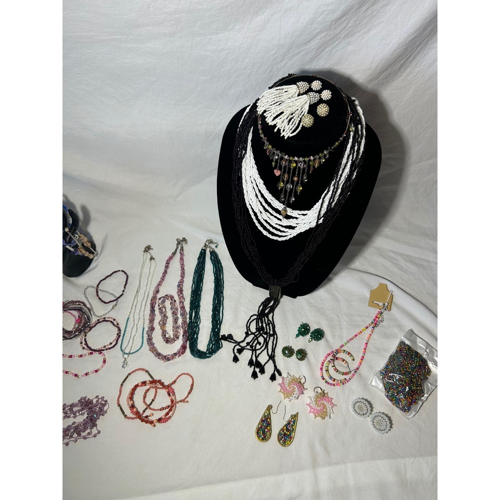 Wearable 2lbs Lot‎ of Beaded Necklaces Bracelets Earrings Jewelry Set